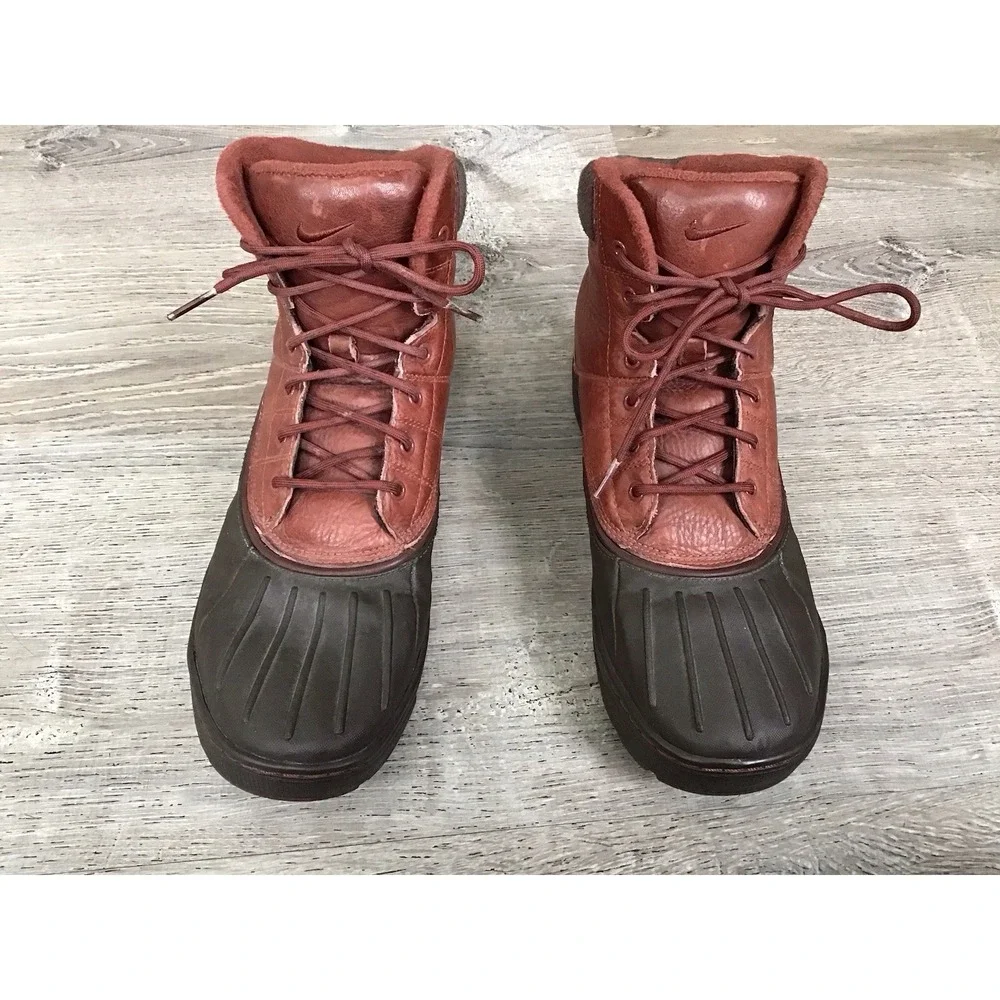 Nike Mens Size 9 Woodside 2 Leather Boots Waterproof Hiking Outdoor 386469-206